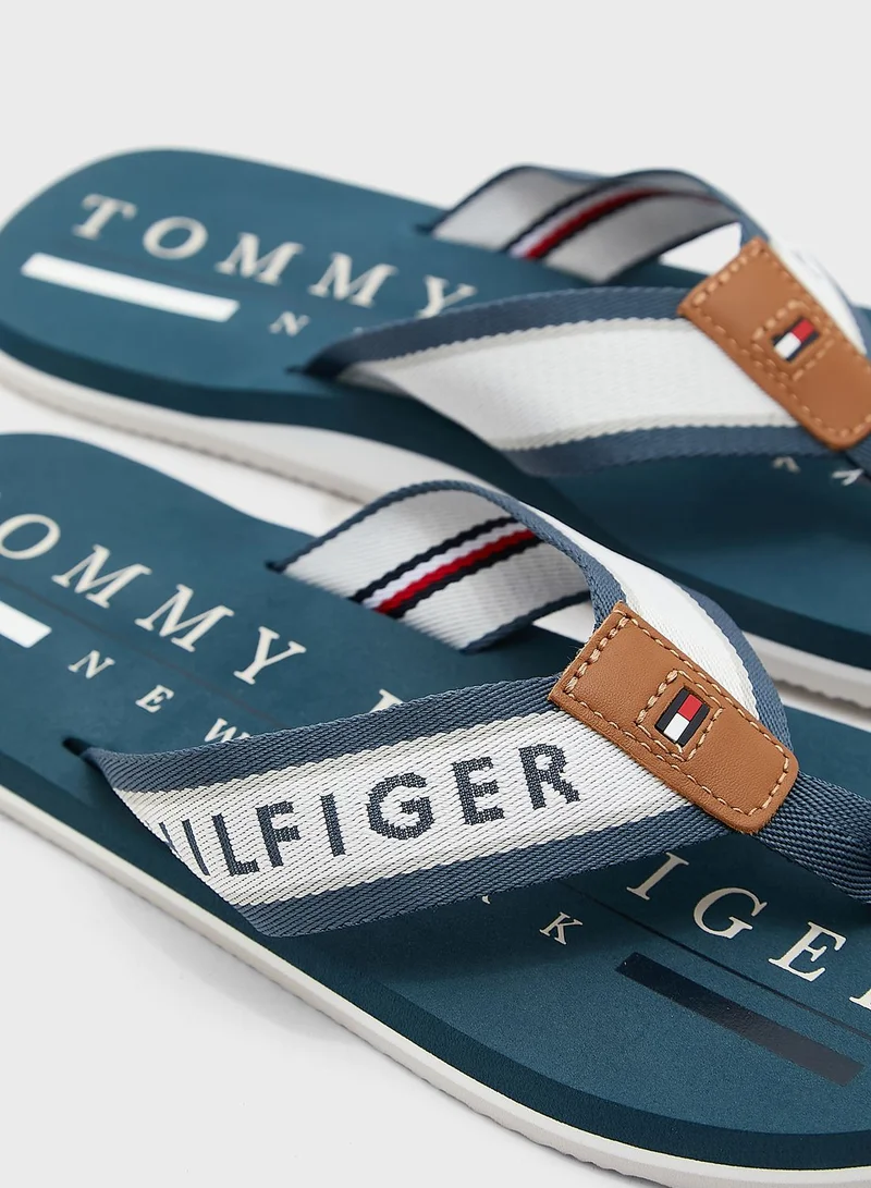 TOMMY HILFIGER Logo Flip Flops