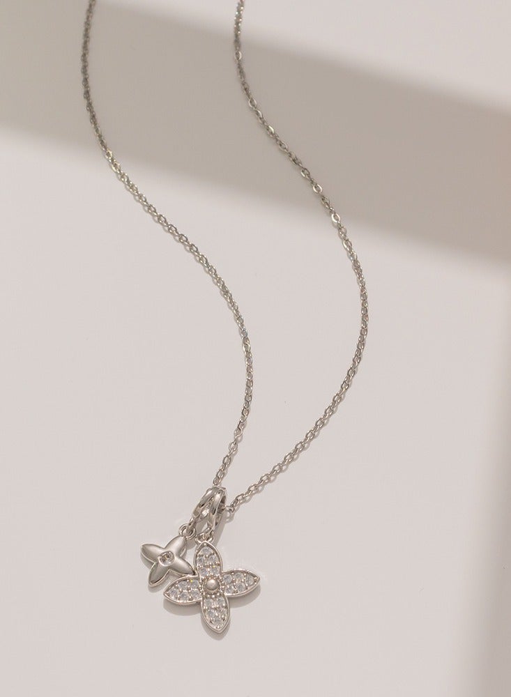 Women's Necklace in the Shape of a Four Leaf Clover, Minimalist Style Collarbone Necklace - Image 4