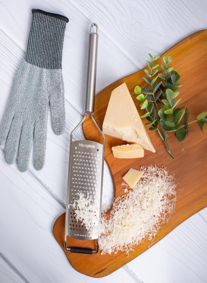 ميكروبلان مبشرة مطبخ مايكروبلين الاحترافية الجديدة ذات الشفرات الخشنة للجبن والجزر والزنجبيل وجوز الهند والمكسرات والفجل الحار، بشفرات من الفولاذ المقاوم للصدأ - صنع في الولايات المتحدة الأمريكية - Image 3