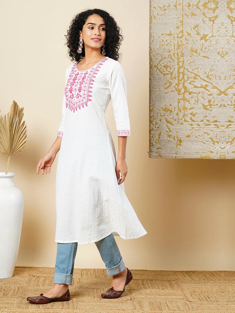 globus Women White Ethnic Motifs Self Design Round Neck Pure Cotton A-Line Kurta