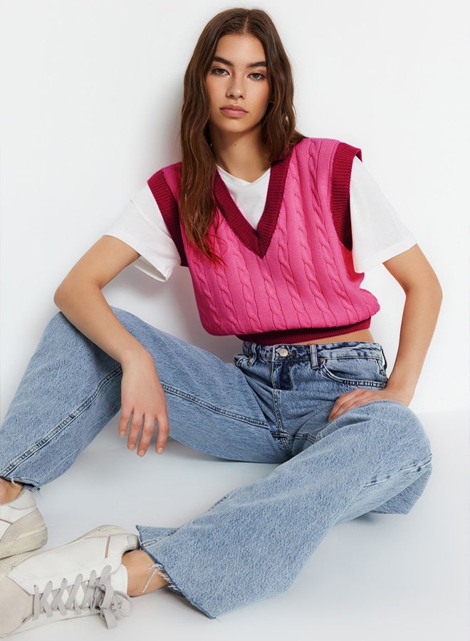 trendyol Pink Crop V-Neck Knitwear Sweater TWOAW22BZ0060 - Image 1