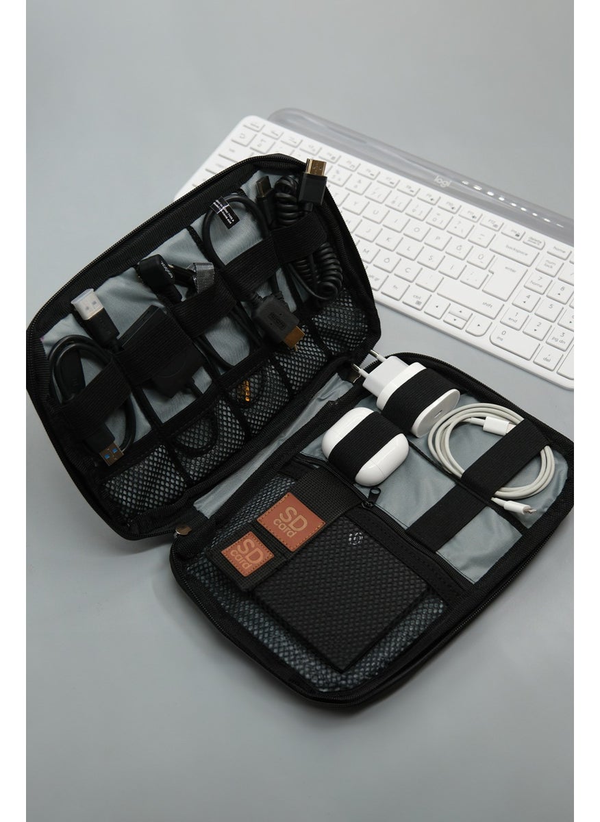 Travel Makeup and Cable Organizer 7" Tablet Bag - pzsku/Z925A1A3D6AE1BDF28C76Z/45/_/1741264904/165a05cd-6b03-42e9-a1b2-766a15986ad3