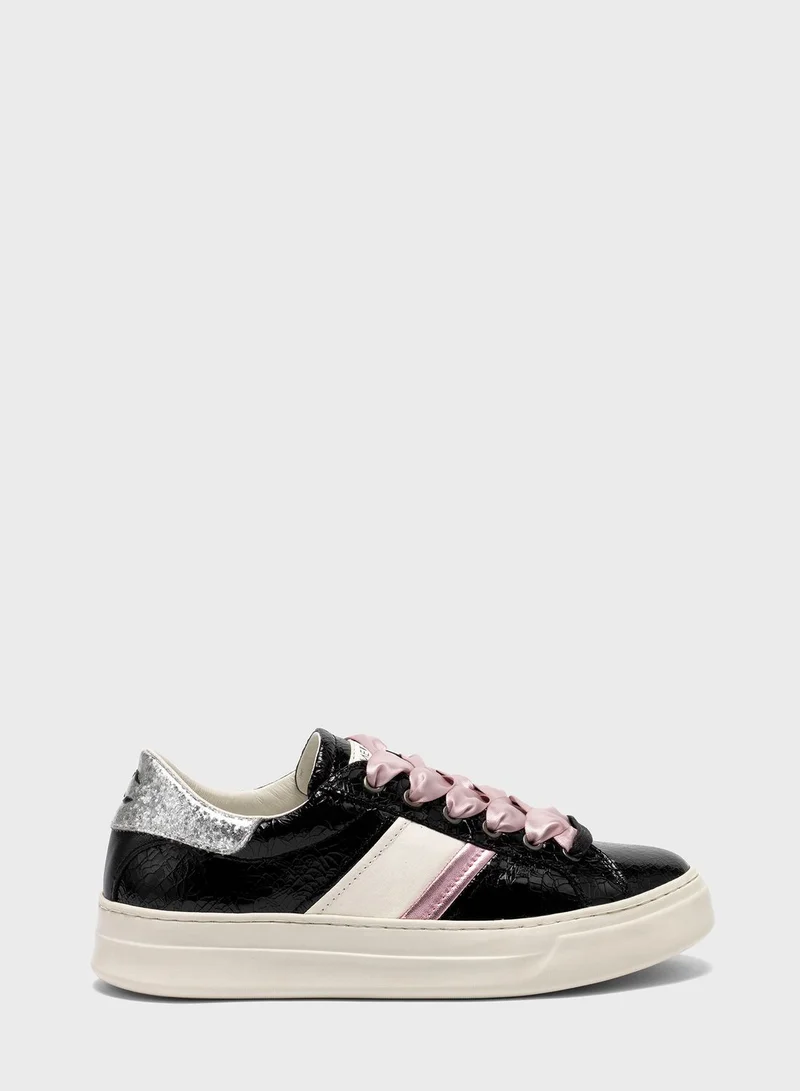 crime london Croc Detail Low Top Sneaker
