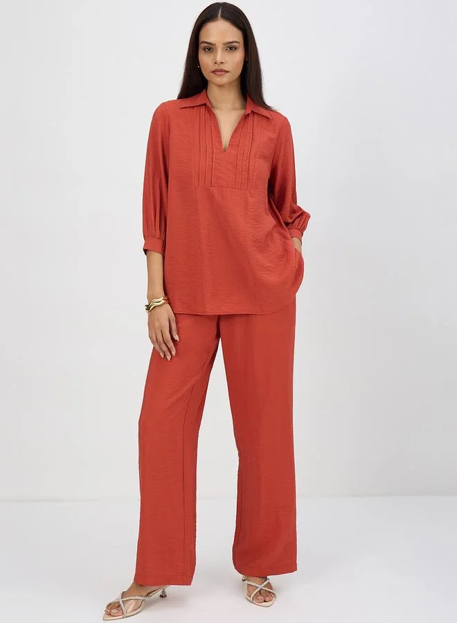 فيميلا طقم منسق من بنطال وبلوزة مزينة بكسرات