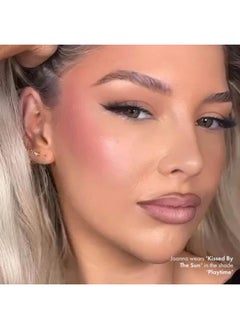 ايكونيك لندن آيكونيك لندن، قُبِسَتْ بِأَسِنَةِ الشَّمْس | أحمر خدود، بُرونزر، وهايلايتر متعدد الاستخدامات، لجميع أنواع البشرة، خالٍ من القسوة، مكياج نباتي، (وقت اللعب) 0.17 أونصة  - Image 5