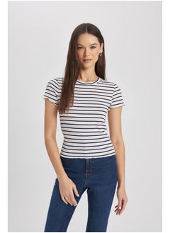 Woman Fitted Crew Neck Knitted Short Sleeve T-Shirt