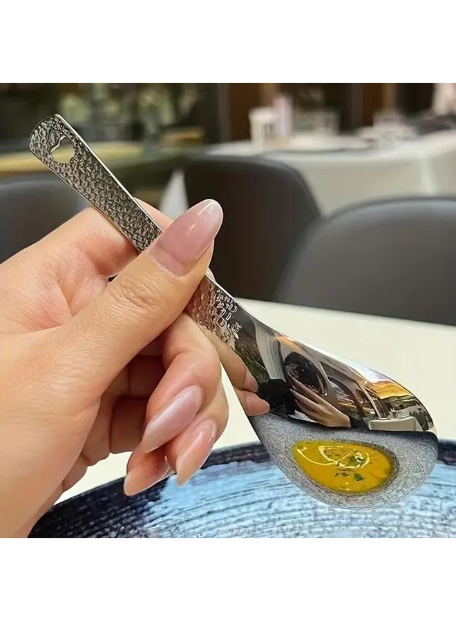 4Pcs Stainless Steel Spoons Abstract Pattern Polished Metal Finish Oval Dessert Spoons - Image 3