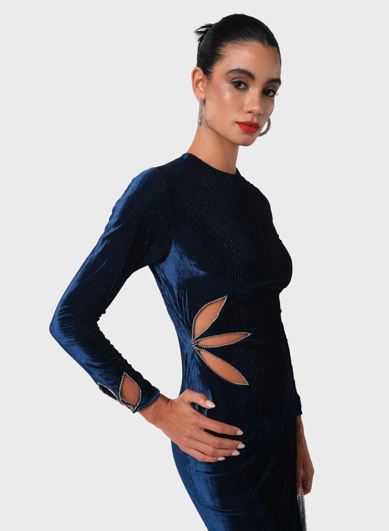 Threadz by Ajooni Velvet Cutout Dress