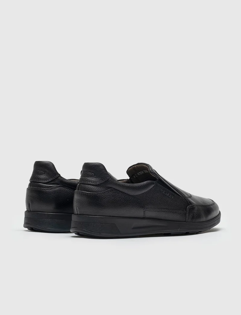 كاباني Men's Laceless Casual Shoes 438M1300 Black