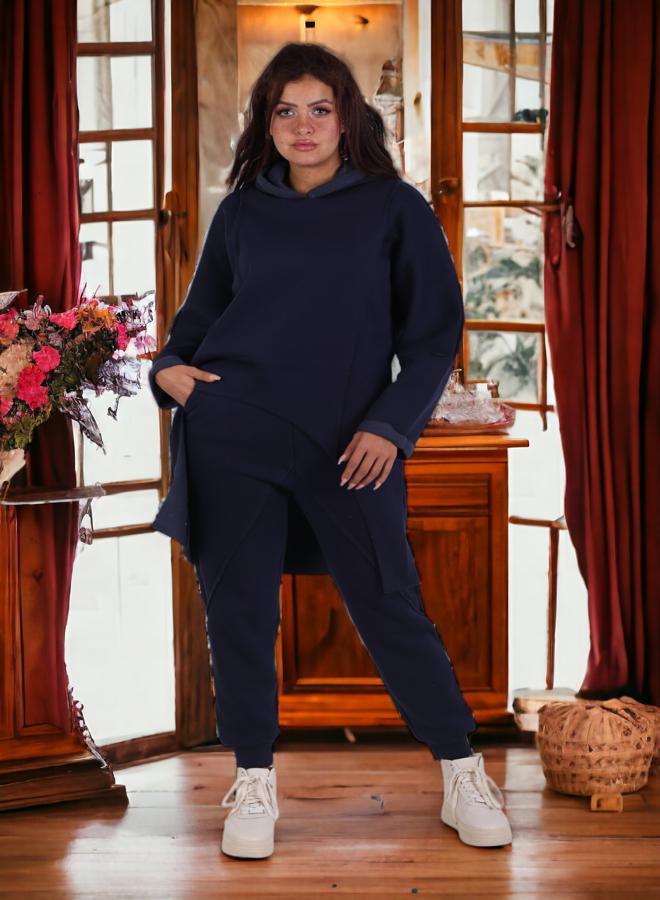 Women's Winter Elegance (M Size) Pajamas with Fleece Fabric and Extra Lining for Warmth, Winter 2024 Style, High-Quality Fabrics and Soft Materials for a Comfortable and Stylish Experience