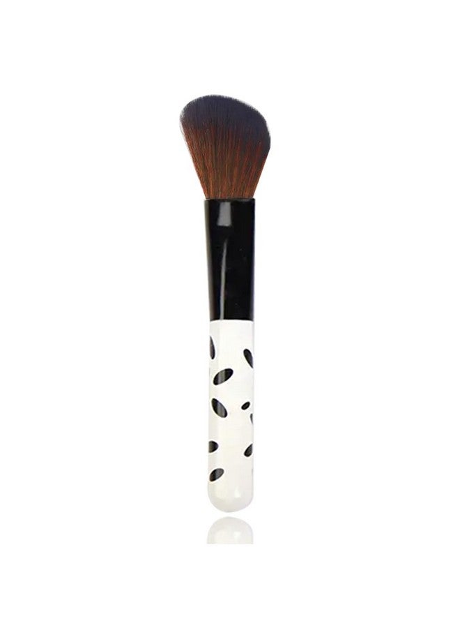 Makeup Brush With Wodden Handle, Round Fluffy Brush Easily Blends Products, Natural Flawless Finish