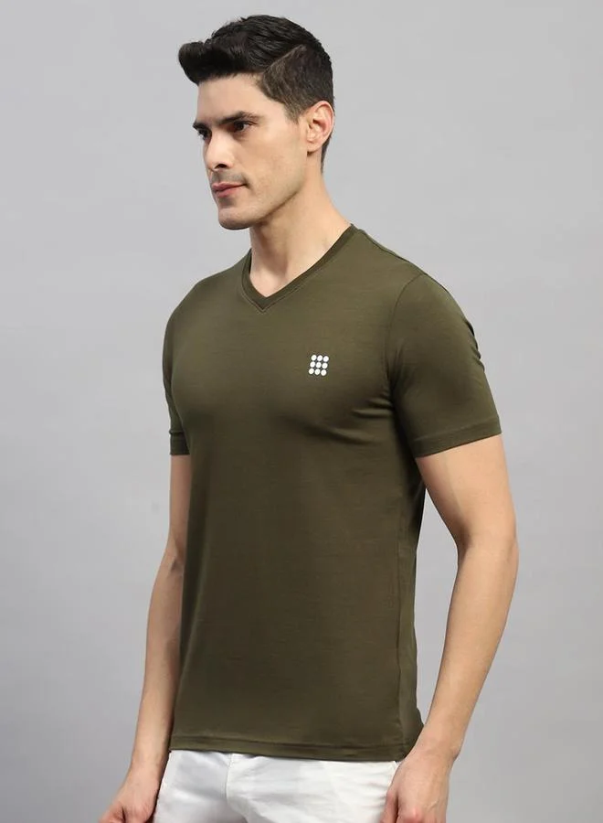 Rock.it Men Olive Solid V Neck Short Sleeves T-Shirt by Styli