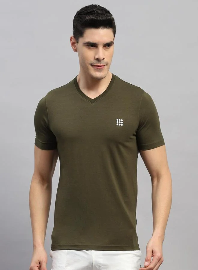 Rock.it Men Olive Solid V Neck Short Sleeves T-Shirt by Styli