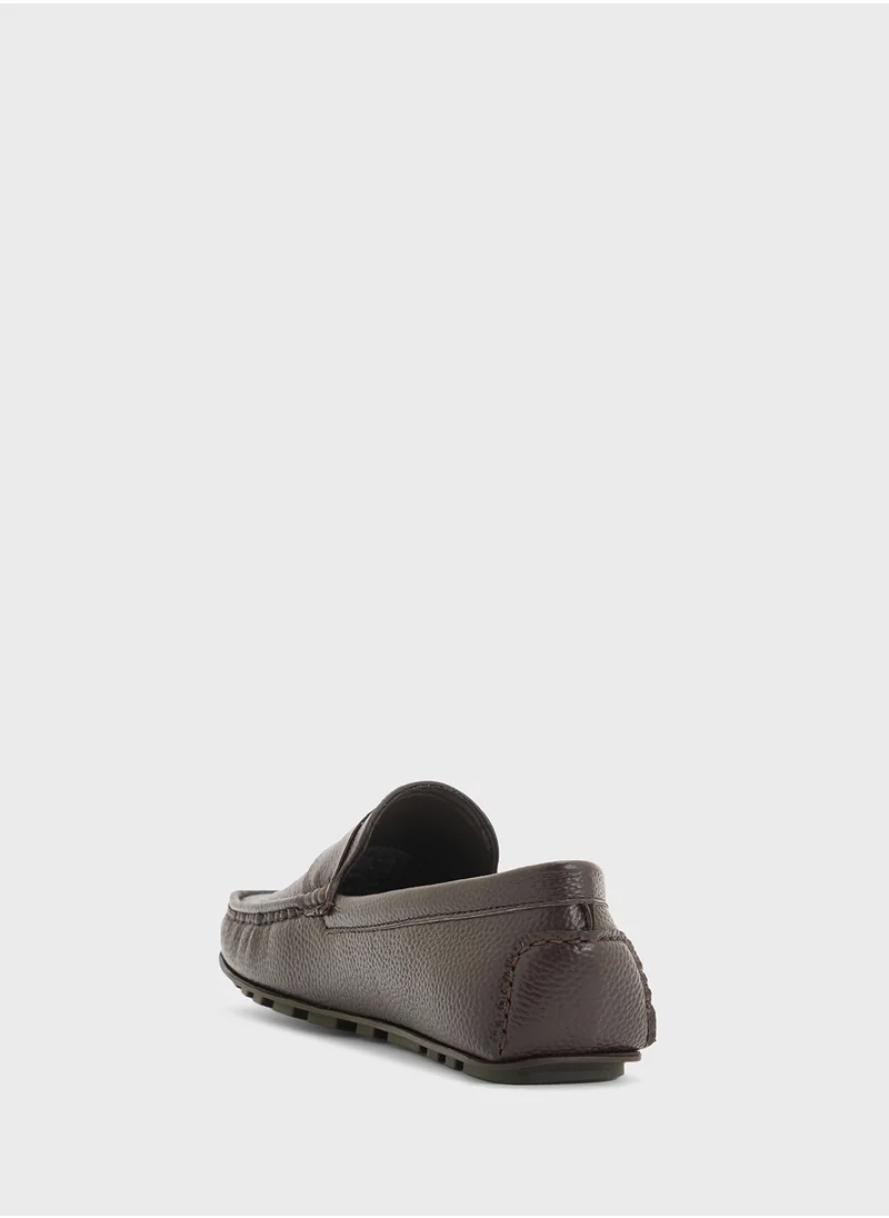 روبرت وود Saddle Details Smart Loafers