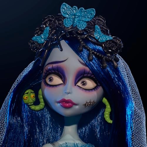 MONSTER HIGH دمية مونستر هاي سكولكتور، العروس الميتة إميلي القابلة للجمع في فستان زفاف قوطي مع شبكة العنكبوت مع ملحقات مثل الحجاب الشفاف وحامل الدمية - Image 3