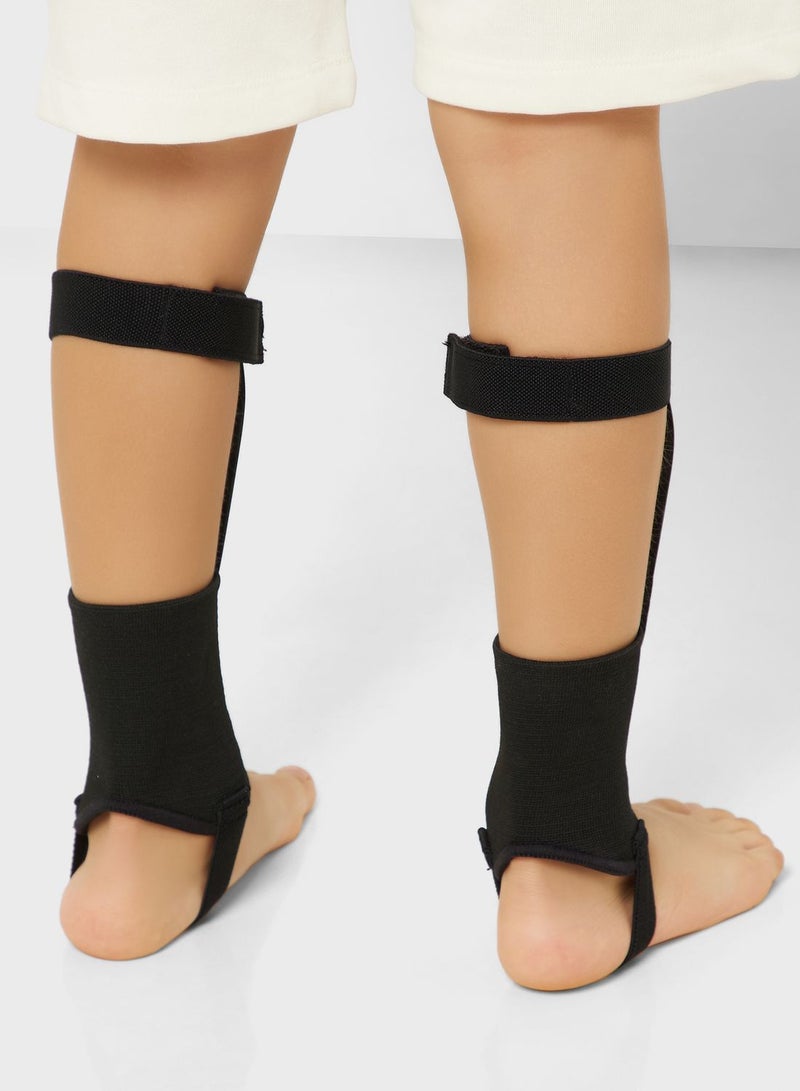 Nike Kids Charge Shinguards - Image 2