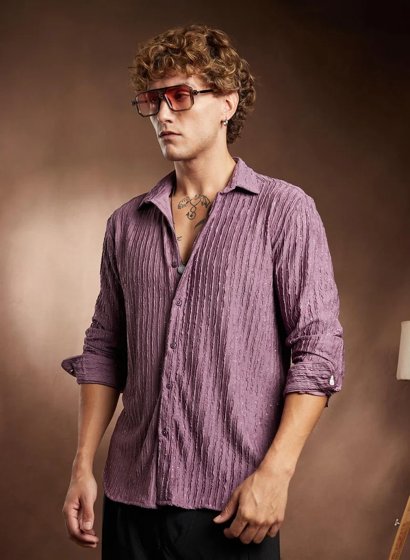 Campus Sutra Campus Sutra Men's Grape Purple Trough-Crease Shirt For Casual Wear | Spread Collar | Long Cuffed Sleeves | Button Closure | Shirt Crafted With Comfort Fit For Everyday Wear