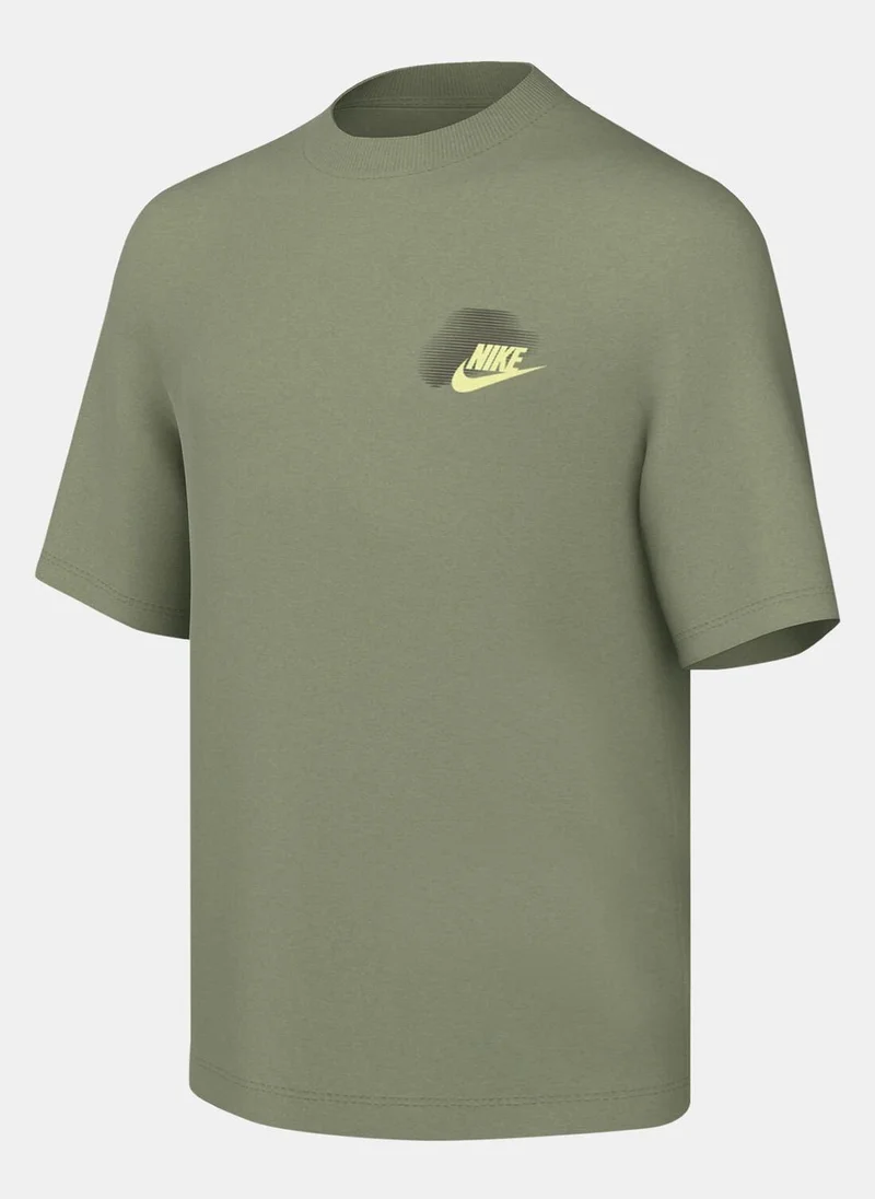 Nike Kids' Sportswear Standard Issue Graphic T-Shirt