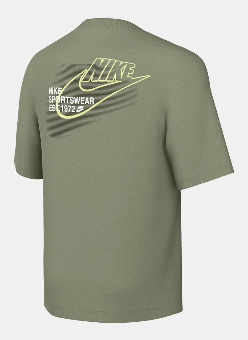 Nike Kids' Sportswear Standard Issue Graphic T-Shirt