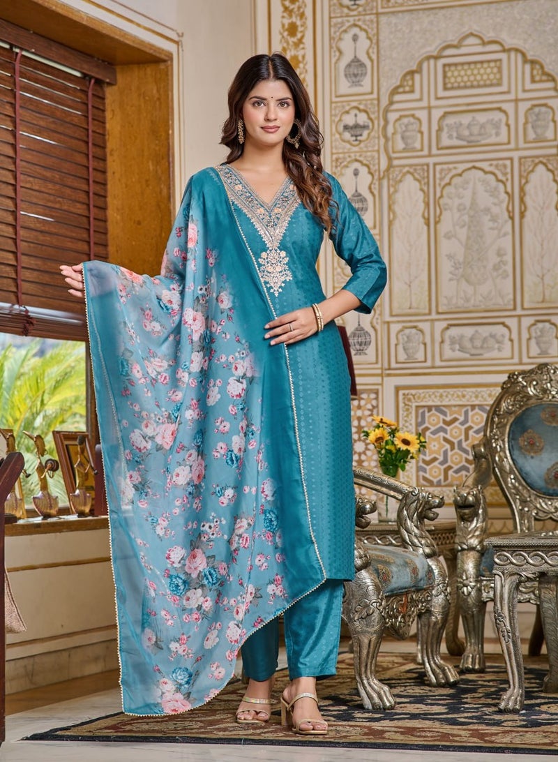 Women Chanderi Designer Kurta with Pant and heavy embroidery Dupatta Set  - Image 5