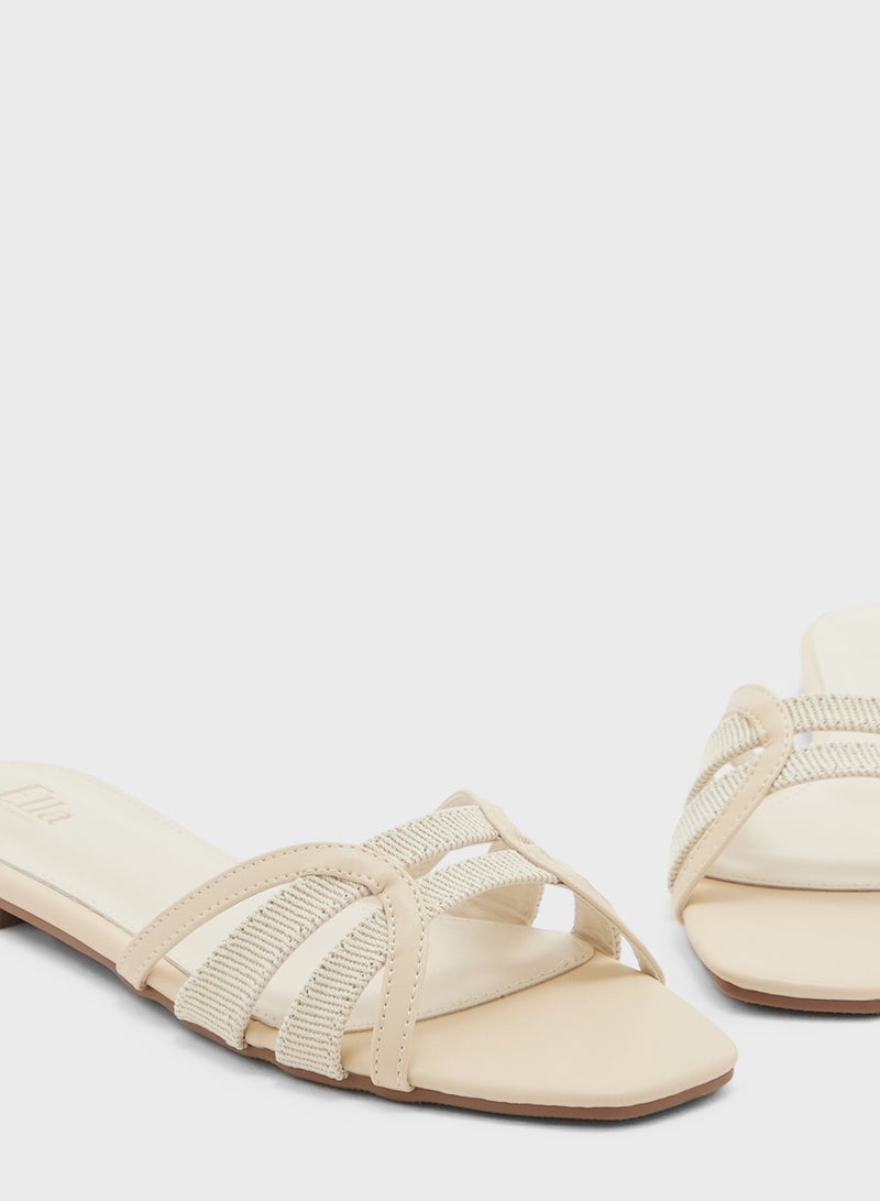 ايلا صندل مسطح بأشرطة متعددة الألوان - Image 4