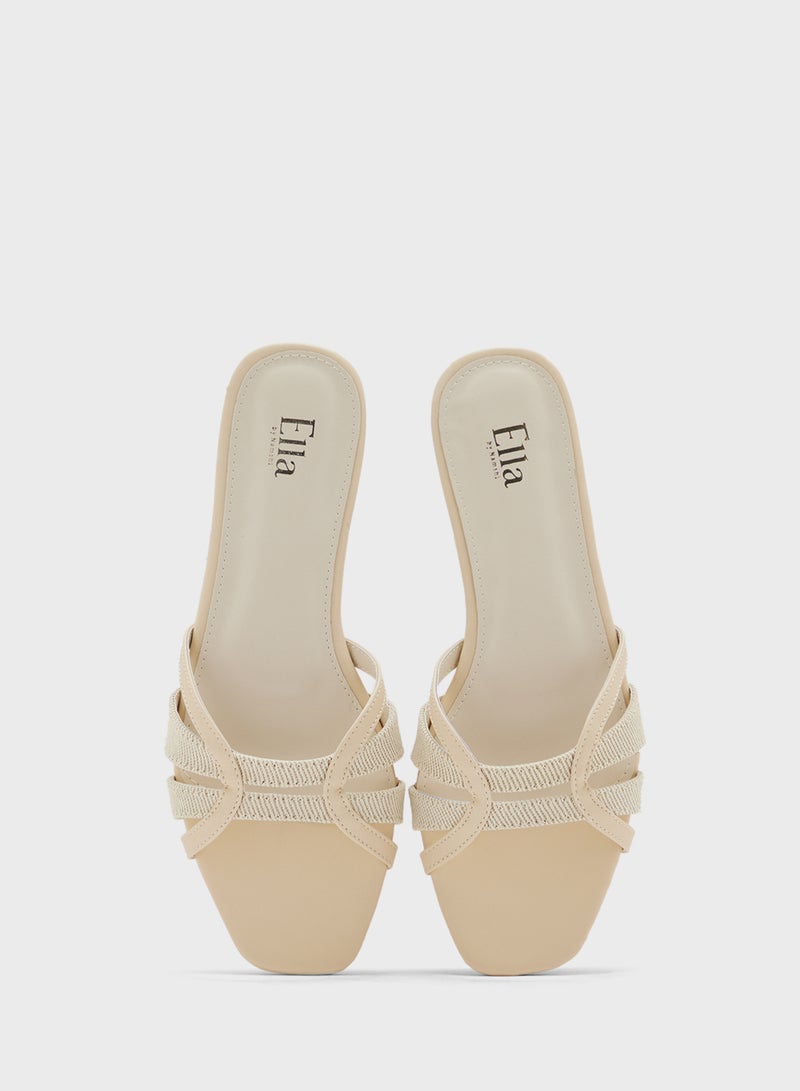 ايلا صندل مسطح بأشرطة متعددة الألوان - Image 3