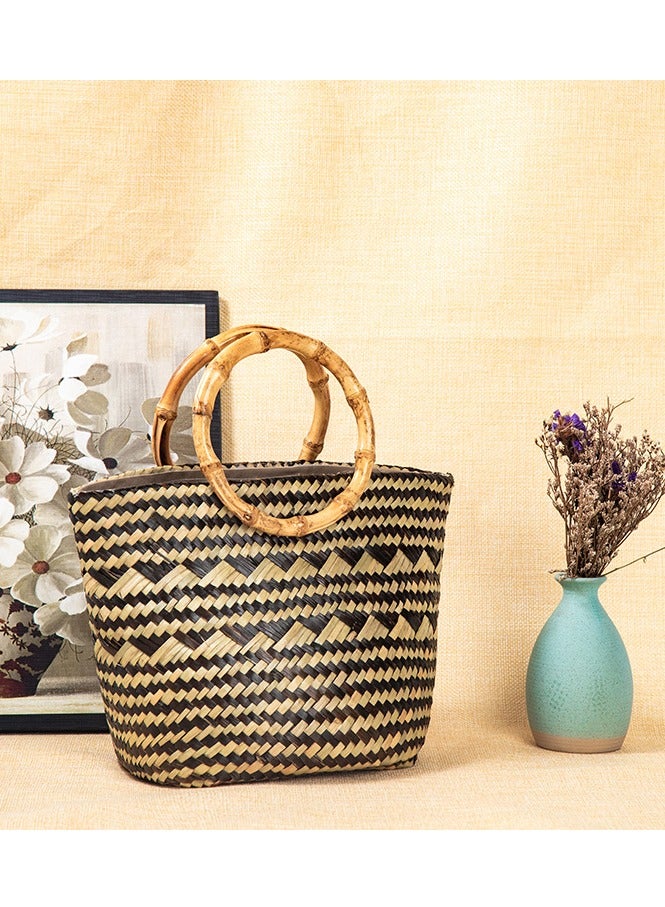 Fashionable Beach Woven Bamboo Handle Hand-Held Leisure Bag  - Image 3