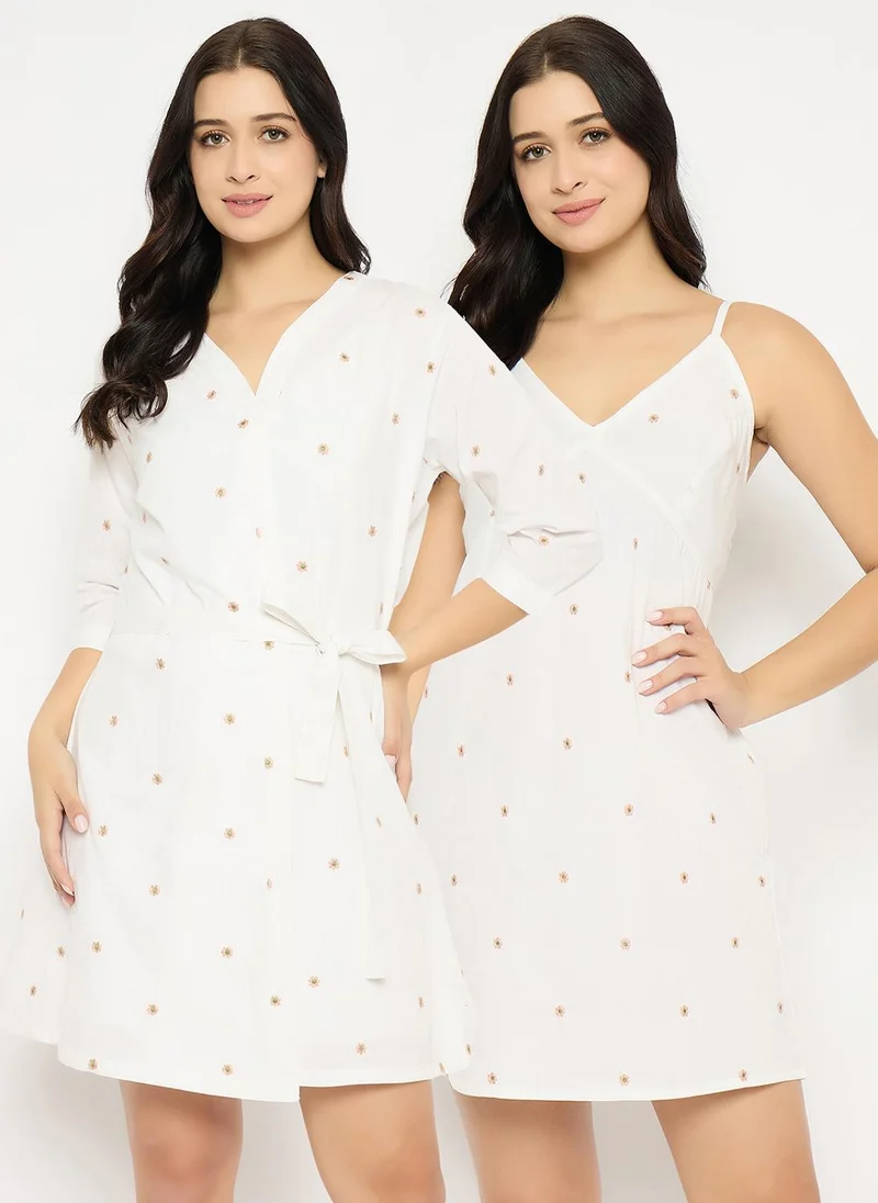 كلوفيا Clovia Floral Embroidery Short Night Dress & Robe Set in White - 100% Cotton