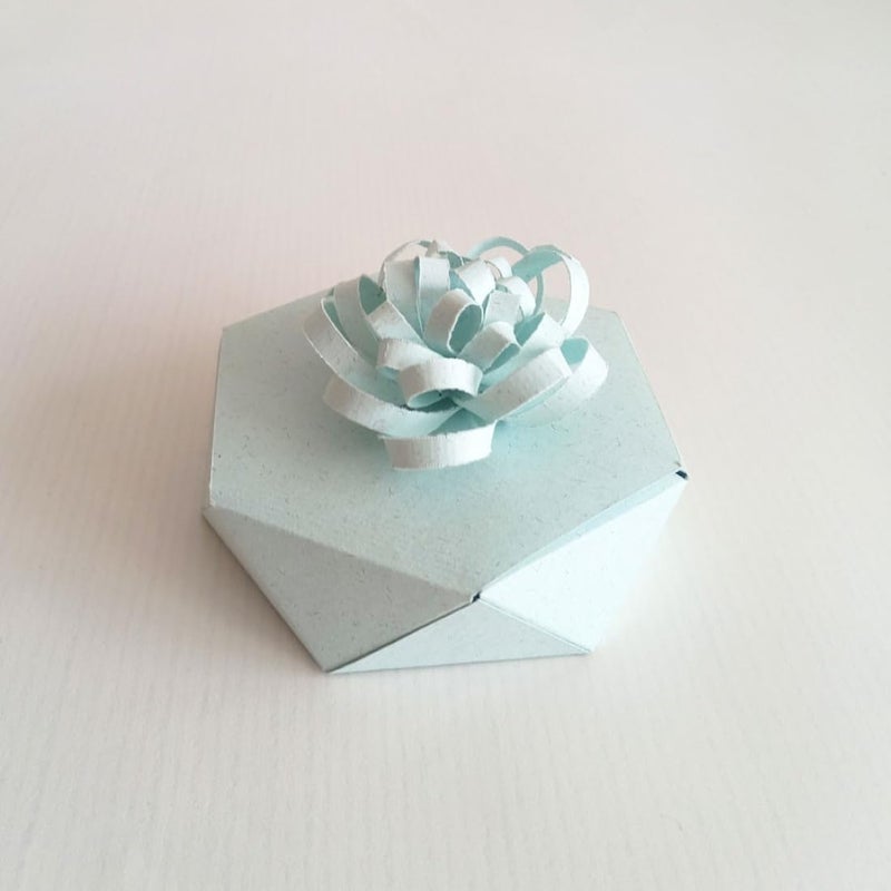 Kamalkali Empty hexagon gift box with flower bow Wedding engagements birthdays return gifts functions festivals Return gifts Pack of 5 - Image 1