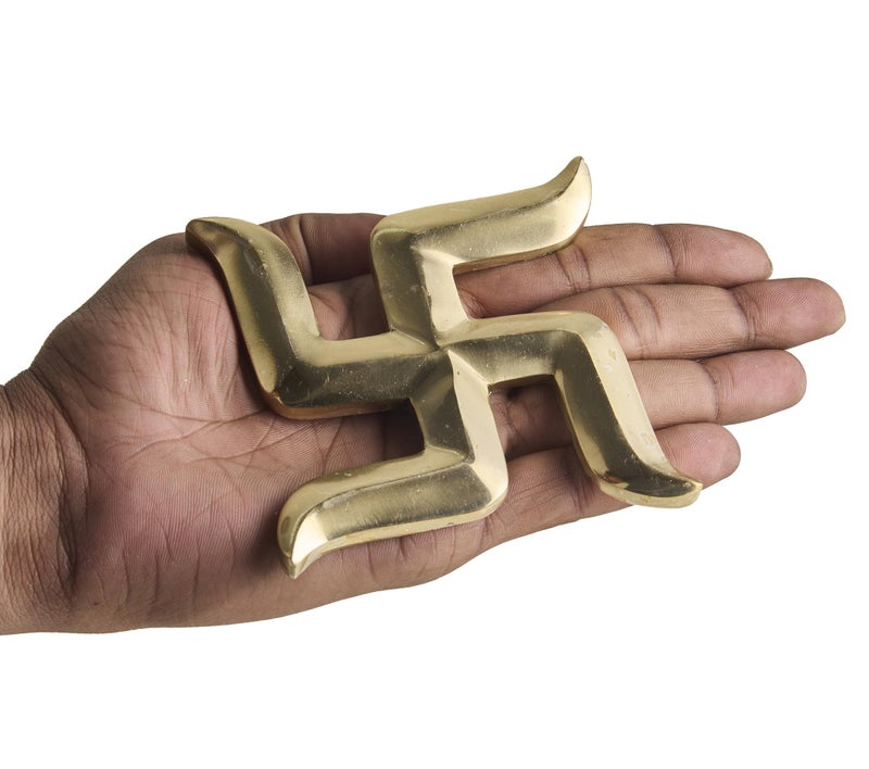 ESPLANADE Brass Swastik Sathiya Wall Hanging Yantra – | Auspicious Vastu Religious Symbol for Home Temple, Pooja Room & Door Décor | Handmade Antique Decorative Showpiece (3.5 Inches) - Image 4