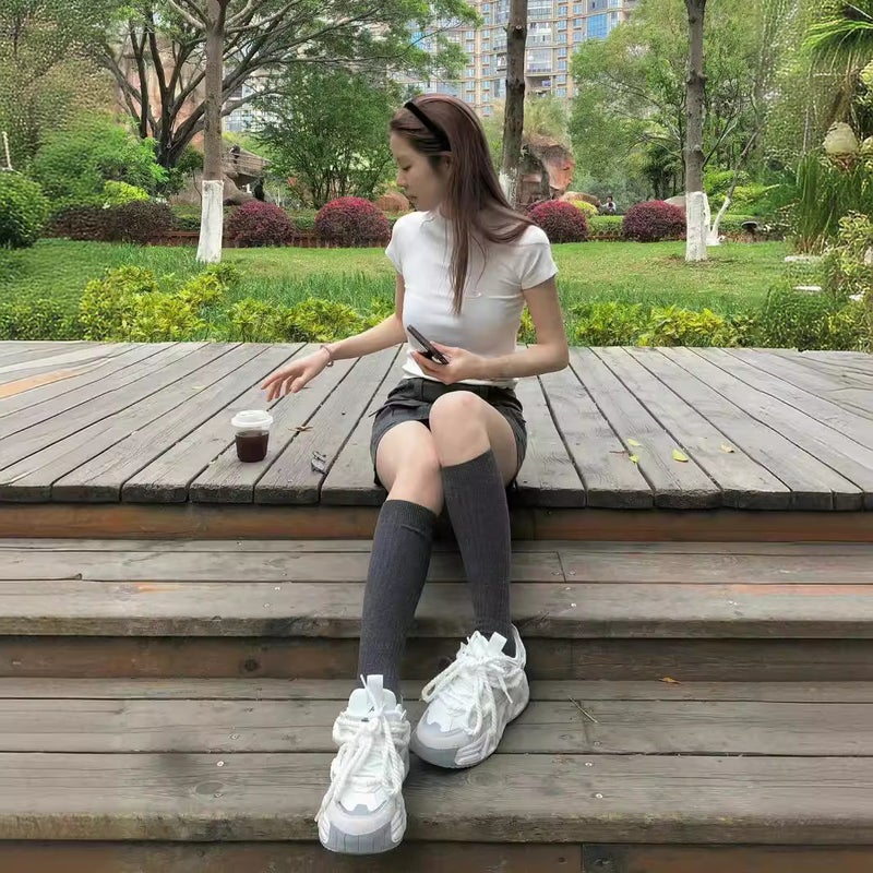 White Pure Cotton Regular Shoulder T-Shirt For Women, Summer 2024, Slim Fit, Short-Sleeved, Waist-Cinching, Short Style, Fashionable Base Layer - Image 3