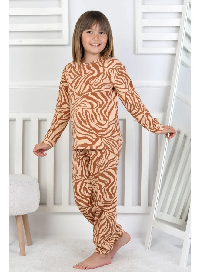 zuzunga Tiger-Patterned Girl's Pajama Set.
