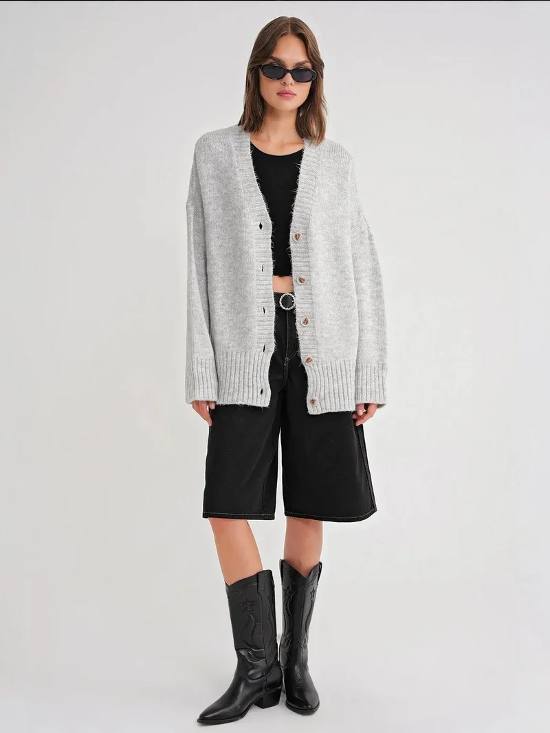 MixRay Mixray Buttoned V-Neck Ribbed Knit Cardigan