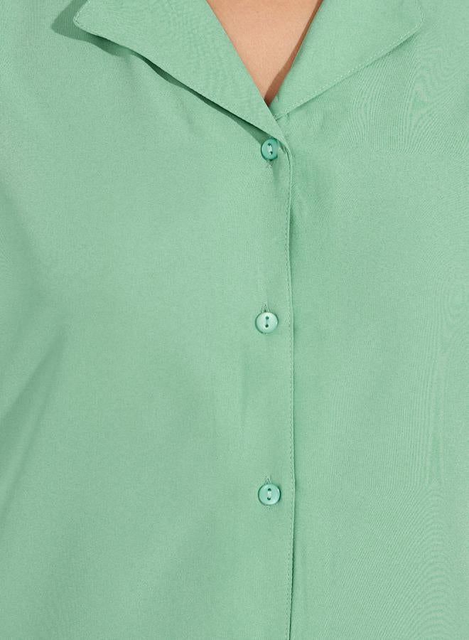 Styli Solid Loose Fit Buttoned Shirt with Lapel Collar - Image 3