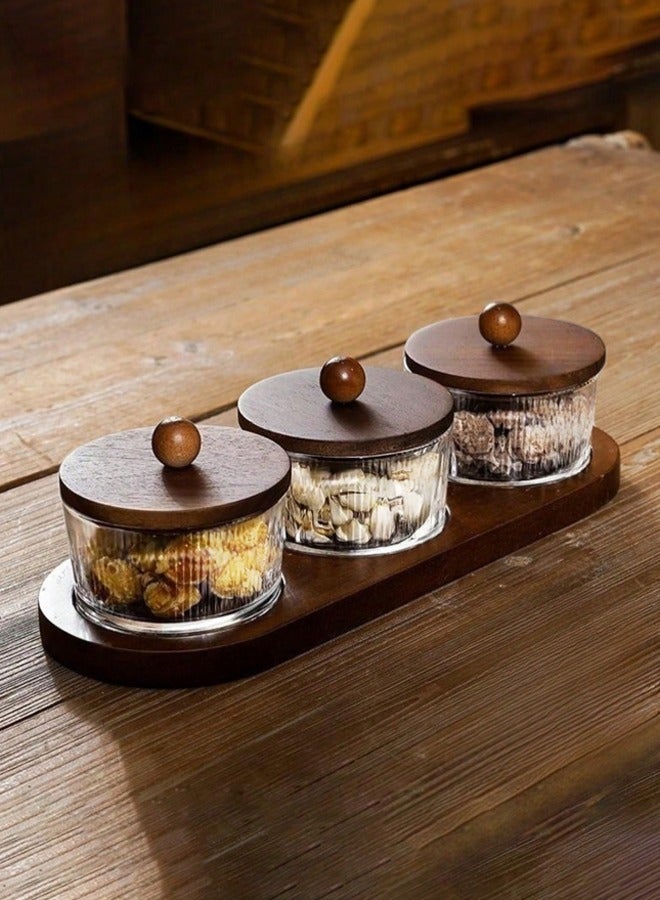 طقم غمس ووجبات خفيفة مع صينية من الخيزران (3 فتحات)، أطباق زجاجية صغيرة مع أغطية، مثالي للتوابل، والأطباق الجانبية، والمقبلات، والحلويات - Image 1