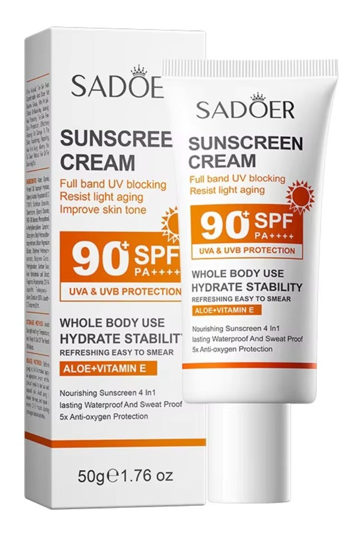 SADOER كريم واقي من الشمس 50 جرام حماية فورية للبشرة SPF 90 خالي من الزيوت واقي شمس يغطي ويحمي ترطيب مثالي تغطية مضادة للأشعة فوق البنفسجية UVA و UVB كريم واقي من الشمس للوجه والجسم كريم حماية للبشرة - Image 1
