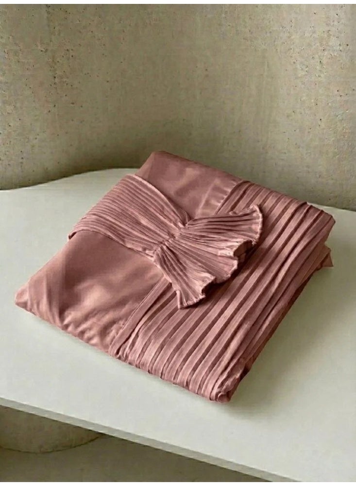 Women's pleated prayer gown featuring an attached headscarf; made from soft, lightweight crepe fabric. It offers a loose, comfortable fit suitable for prayer, Umrah, and Hajj. One-size-fits-all with an elegant, modern design.