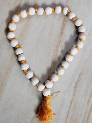 VRINDAVANBAZAARCOM 8MM Neem Mala with 27 Beads Orange Thread - pzsku/Z92853CF1AB5079205469Z/45/1745821602/7d3f2fb9-4c6e-4a3d-b83e-647447ee4d08