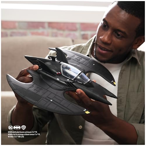 DC Comics Batman, Batwing and 4-inch Batman Figure Set, 1992 Batman Returns Limited Edition 85th Anniversary Collectible Kids Toys for Boys Ages 3 and Up - Image 3