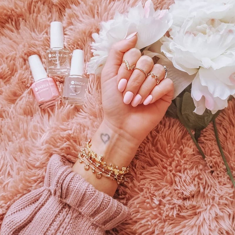 Dazzle Dry Mini Kit 4 Step System - Livin' La Vida Yoga, a soft and pale creamy pink with a hint of diamond dusted shimmer. Semi-sheer cream. (5 Piece Kit / 5 Manicures) - Image 3