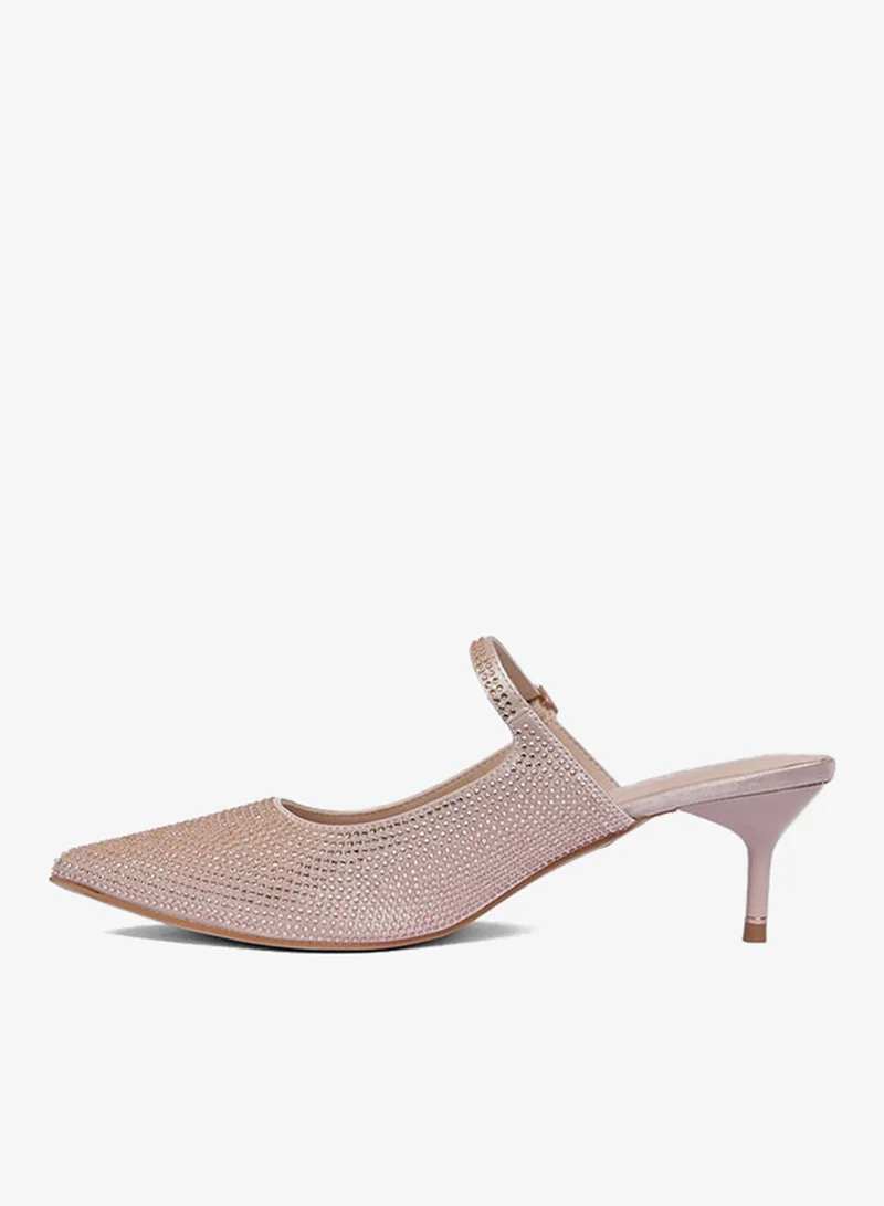 فينتشي مضخات اصبع القدم المدببة