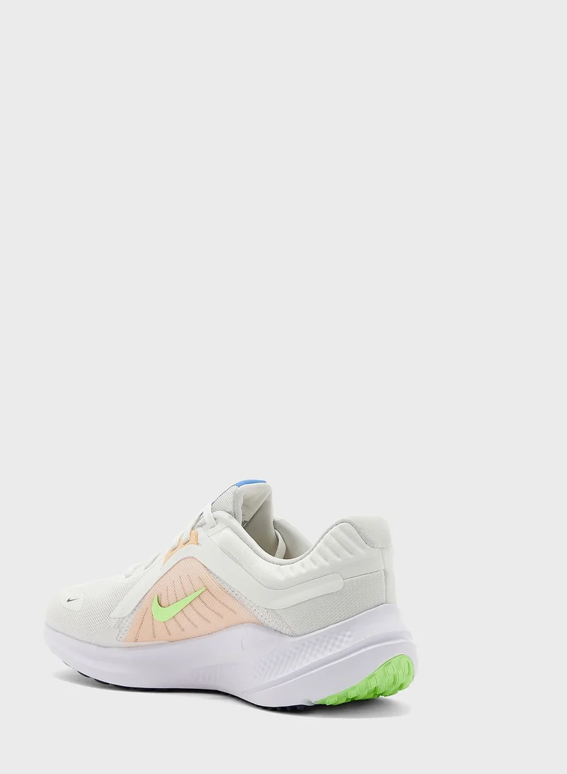 Nike Quest 5