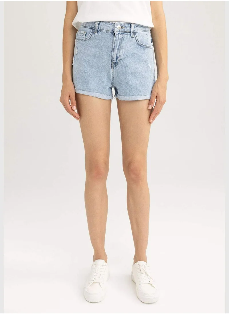 ديفاكتو Woman Denim Short