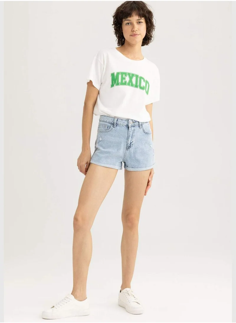 ديفاكتو Woman Denim Short