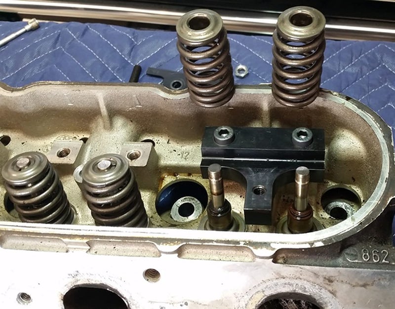 MOEBULB Engines Valve Spring Compressor Tool Compatible with Chevy LSX 4.8L 5.3L 5.7L 6.0L 6.2L LS LS1 LS2 LS3 - Image 2