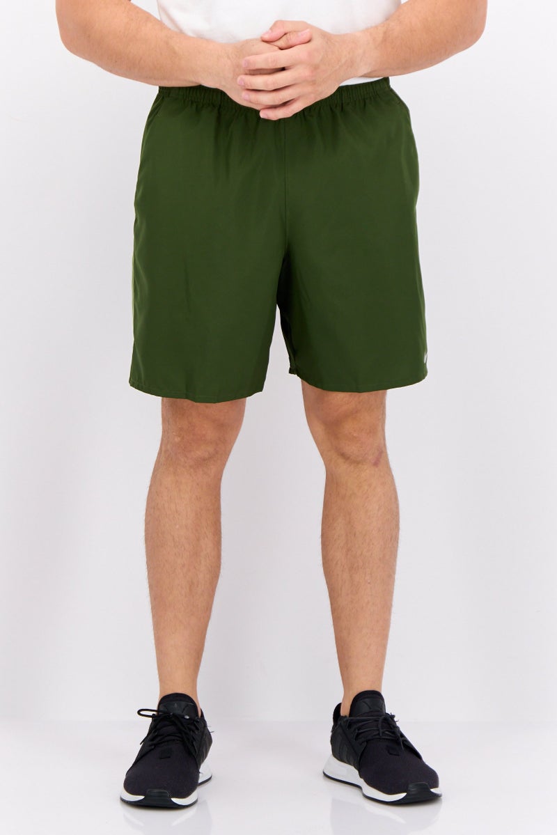 Nike شورتات جري خارجية للرجال بتقنية دري فيت، زيتوني - Image 1