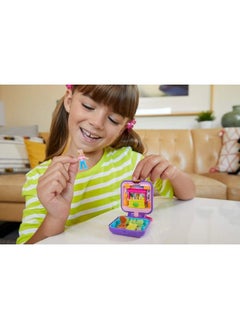 Polly Pocket Tiny Pocket Places Polly Farmer'S Market Compact With Removable Lemonade Stand Photo Customization Reveals Micro Polly Doll And Sticker Sheet  - Image 3