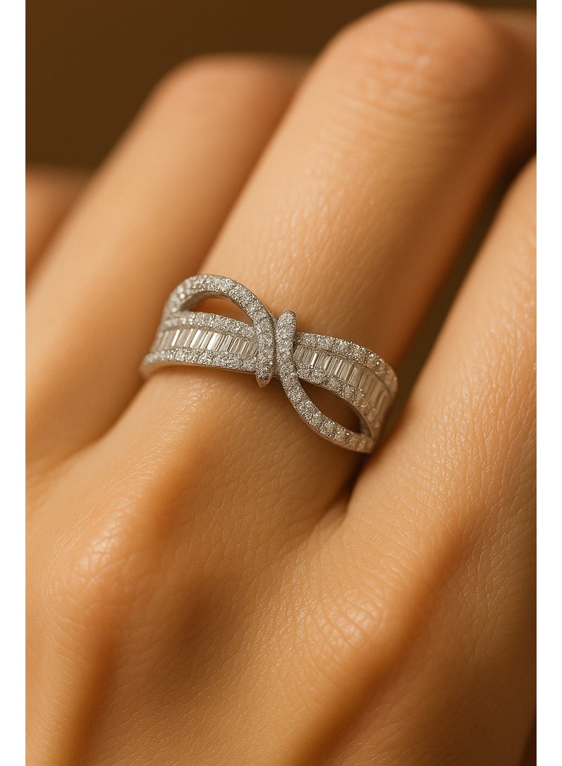 ثري دايموندز خاتم فيونكة فضي مطلي بلاتين وروديوم – تصميم مفتوح أنيق مرصع بفصوص زيركون - Image 5