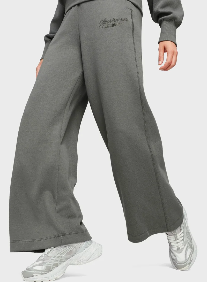 PUMA Classics+ Relaxed Sweatpants