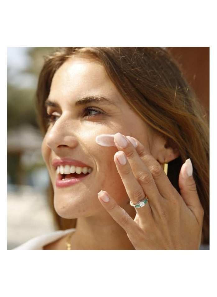 IXORA Ultimate Lift Face Cream - Certified Organic - Tightens, lifts and plumps the skin - stimulates cell regeneration - GMO Free - Vegan Friendly - Image 3